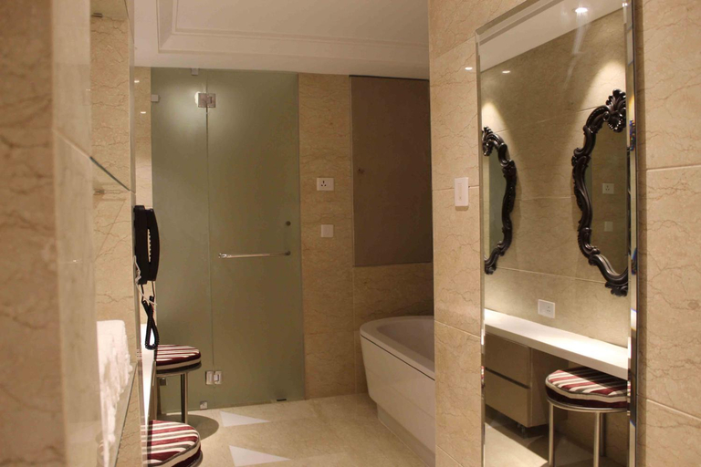Bathroom 4, Fortune Park Pushpanjali, Durgapur - Member ITC Hotels' Group, Barddhaman