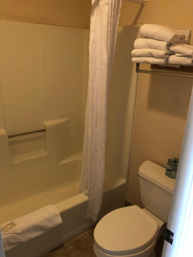 Bathroom 3, Claridge Inn - St. George, Washington