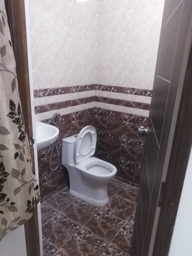Bathroom, J K Inn Hotel by Urban Express, Bangalore