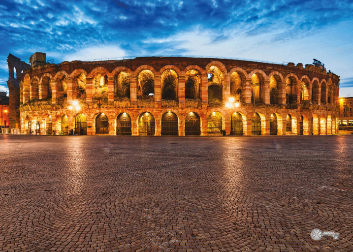 Exterior & Views 2, Simoni 10, Verona