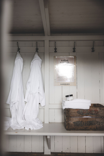 Bathroom 4, Marholmen, Norrtälje