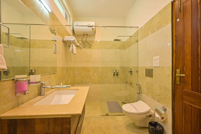 Bathroom 5, Jungle Lodge Resort, Solan