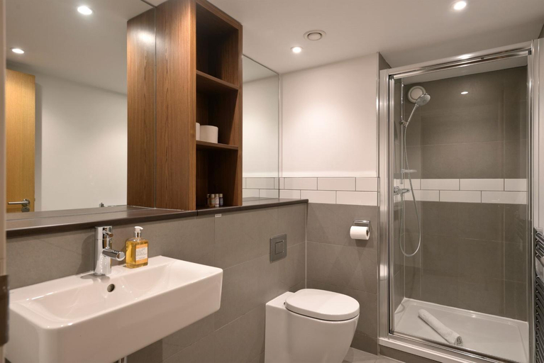 Bathroom 3, Destiny Scotland - Broughton St Lofts, Edinburgh