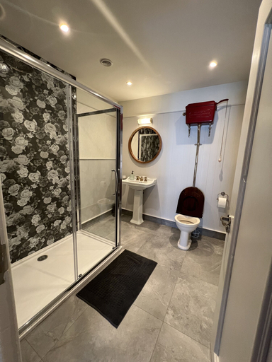 Bathroom 3, Dundrum Inn, Newry, Mourne and Down