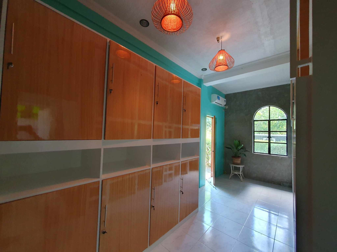Others 3, Fomo hostel palawan, Puerto Princesa City