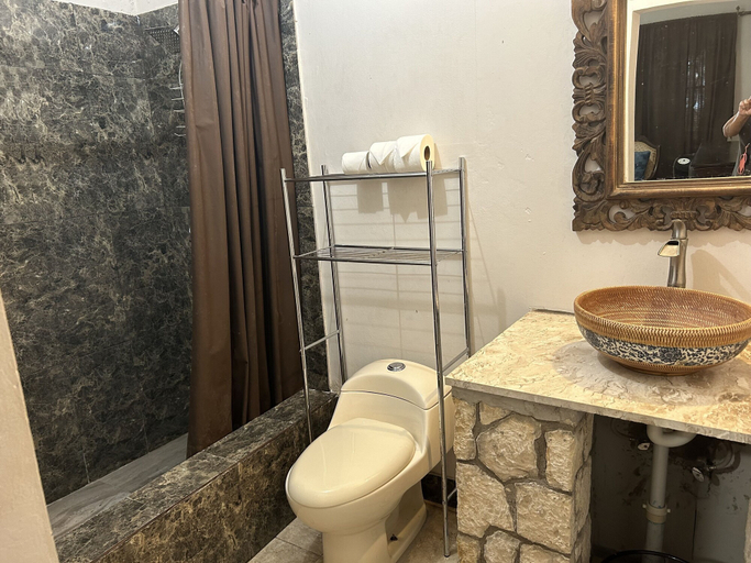 Bathroom, The Belair
