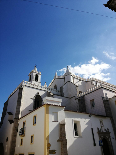 Others 5, Vitoria House, Évora