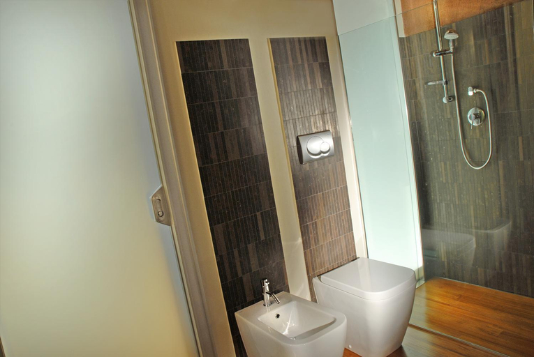 Bathroom 3, B&B Terres D'Aventure Suites, Torino