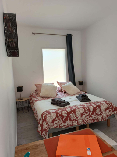 Bedroom 2, Maison d'Hôtes La Chêneraie, Vaucluse