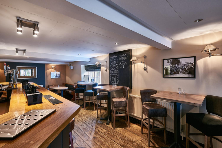 Food & Drinks 3, The Queens Head, Leicestershire