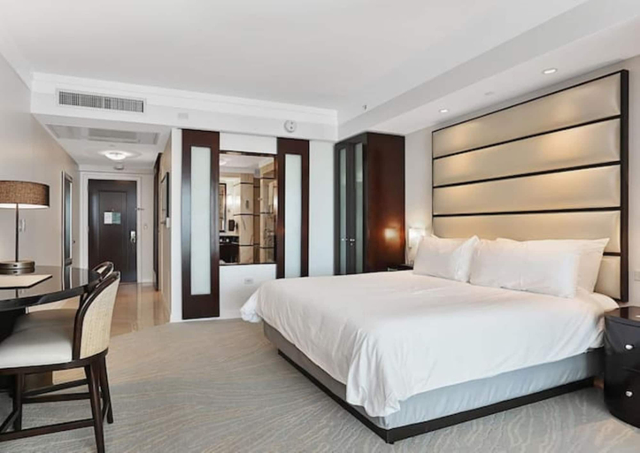 Bedroom 3, FontaineBleau Resort Ocean plus Bay View w/ Balcony, Miami-Dade