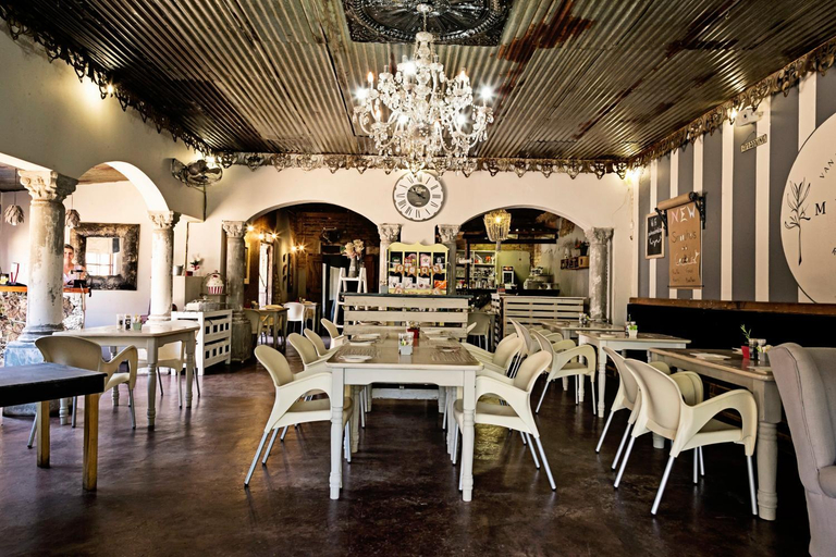 Food & Drinks, De Loft Guesthouse, Gert Sibande