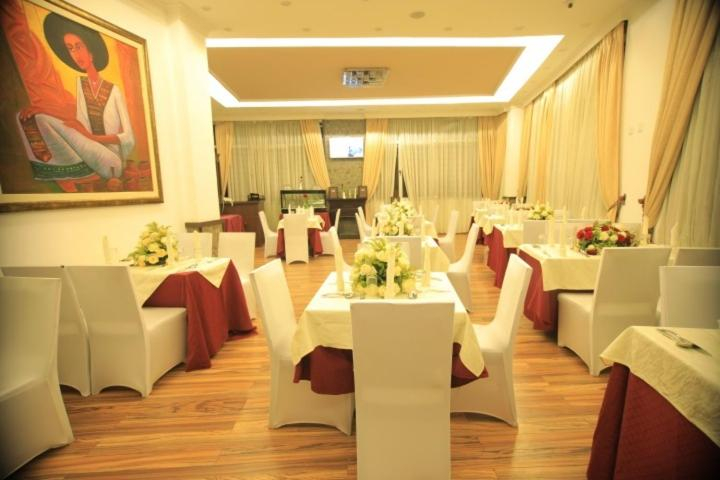Food & Drinks 4, Miracle Hotel, Addis Abeba