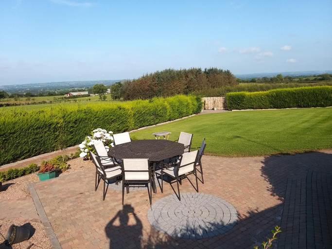 Others 5, Antrim Heights B&B Panoramic Views & Free Parking, Antrim and Newtownabbey