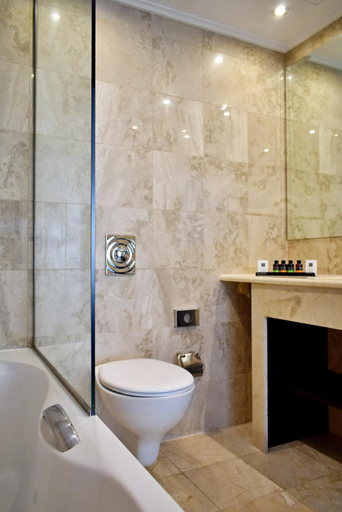 Bathroom 4, Hotel Lozenge, Attica