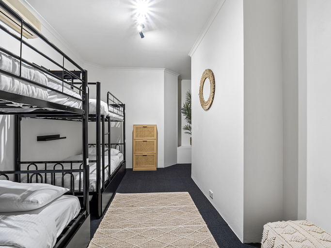 Bedroom 4, Azzurro Pod Hotel Central Sydney, Sydney
