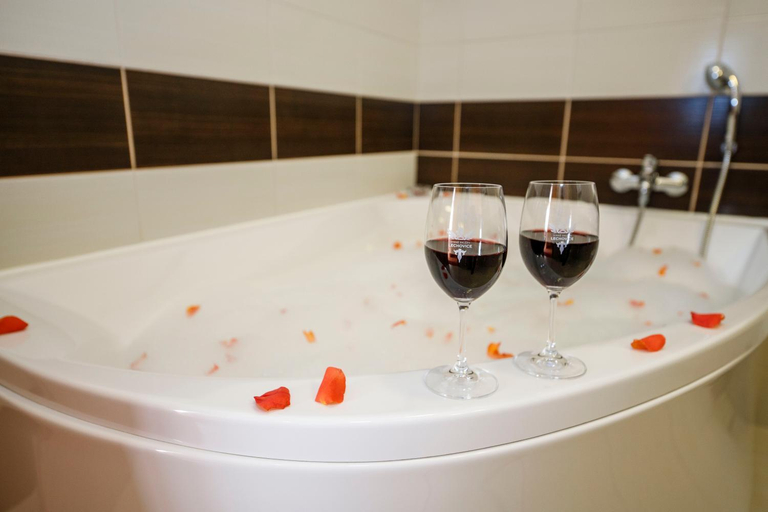 Bathroom 3, Hotel Opera, Třebíč