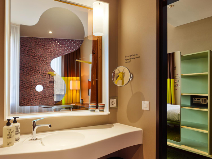 Bathroom 4