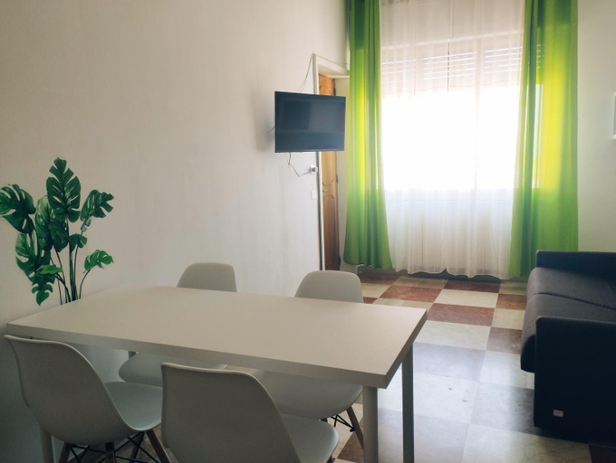 Others 2, Thomas'home, Ragusa