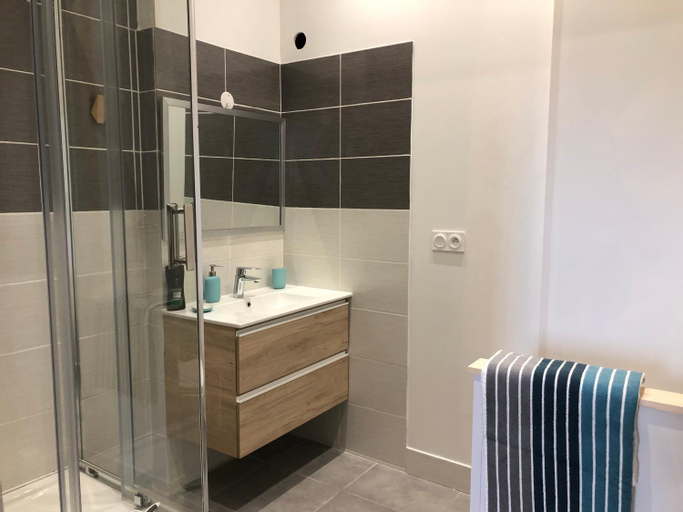 Bathroom 1