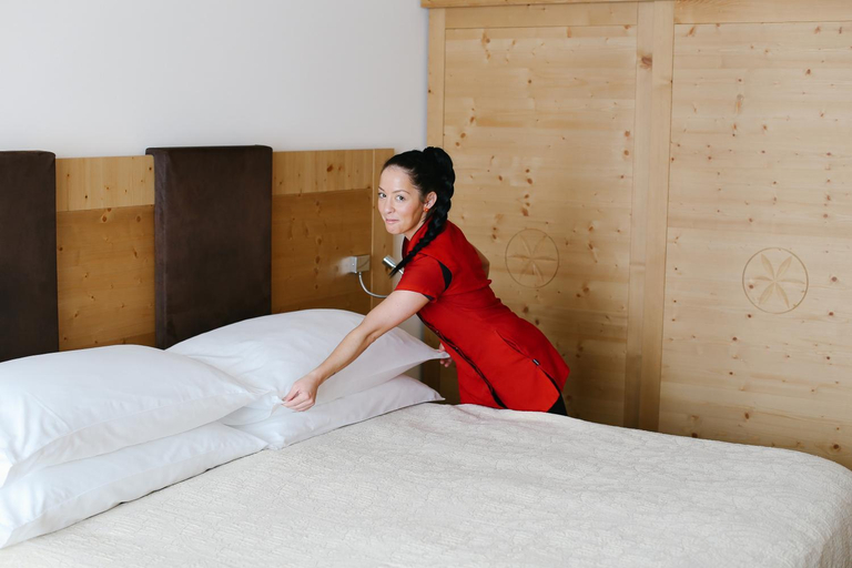 Bedroom 3, Nira Alpina, Maloja