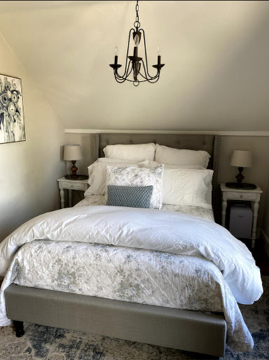 Others 3, The Farmhouse Inn & Kitchen, 2 blocks from Downtown Whitefish, Montana, Flathead