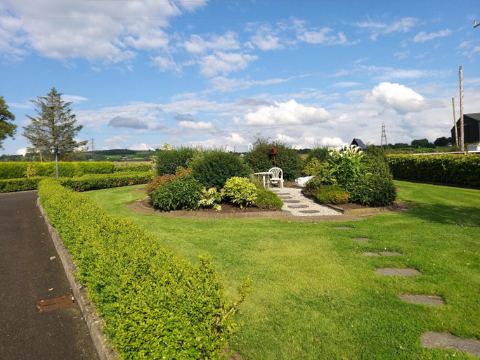 Others 2, Antrim Heights B&B Panoramic Views & Free Parking, Antrim and Newtownabbey