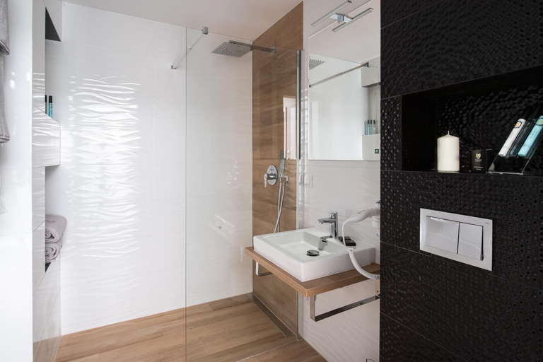 Bathroom 3, Willa Pienkowskich, Gdynia
