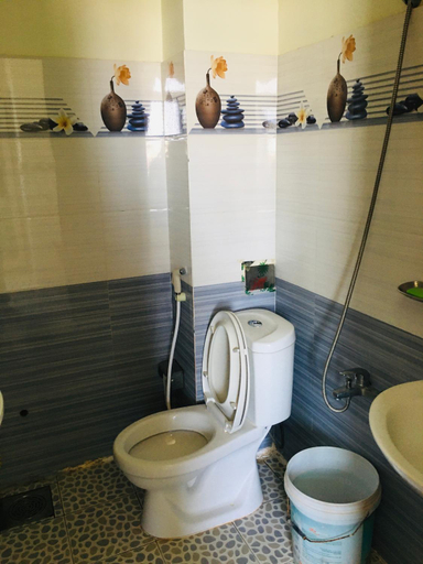 Bathroom, Khach San Thien Tri Ly Son, Lý Sơn