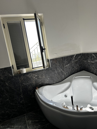 Bathroom, Le sette punte, Napoli