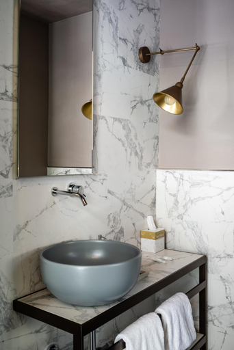 Bathroom 5, Corte Guelfa, Florence