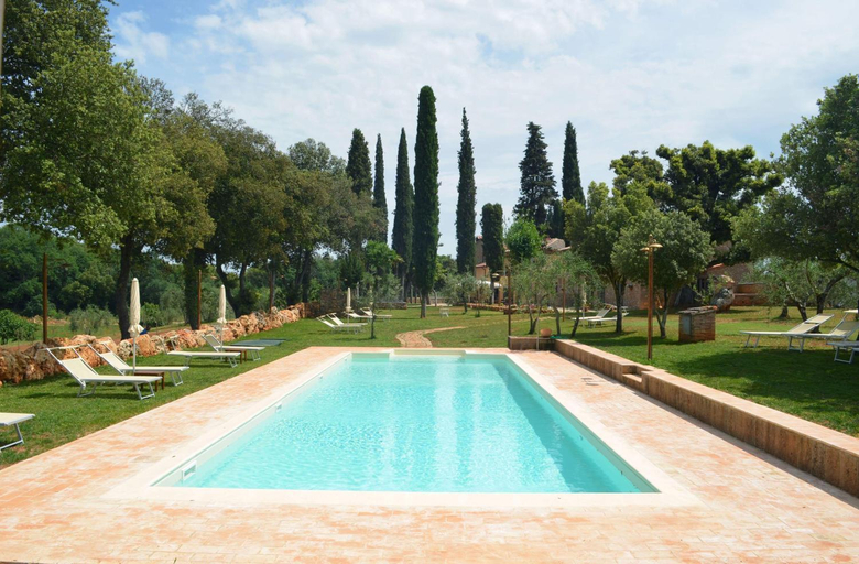 Swimming pool 2, La Tenuta di Castelvecchio, Siena