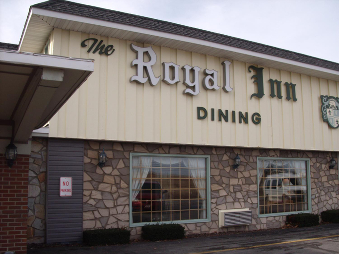 Others 2, The Royal Inn, Elk