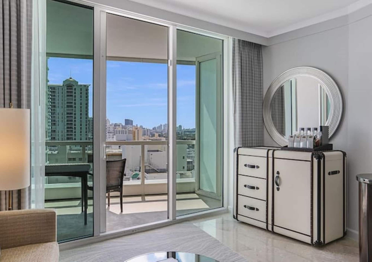 Others 3, FontaineBleau Resort Balcony w/ Ocean plus Bay View, Miami-Dade