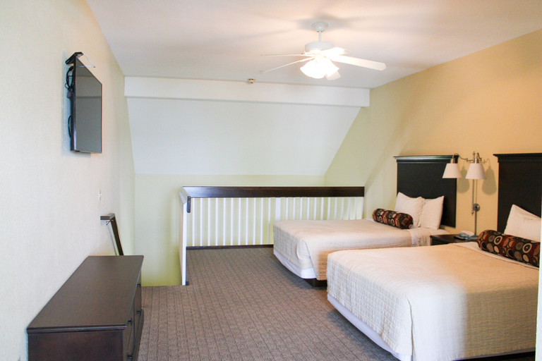 Bedroom 3, Kelleys Island Venture Resort, Lake Erie