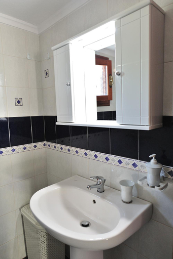 Bathroom, Anastazia Paradise, Thessaly
