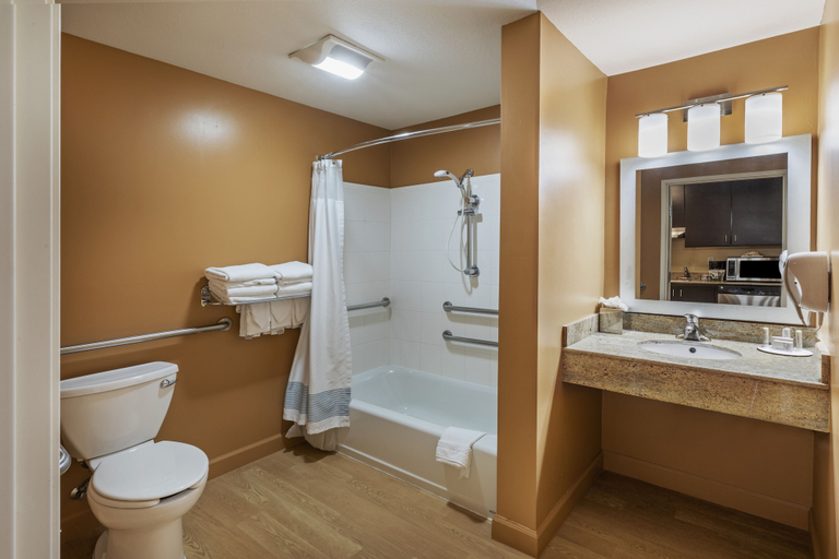 Bathroom 4, Towneplace Suites by Marriott Broken Arrow, Tulsa