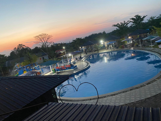 Swimming Pool 7