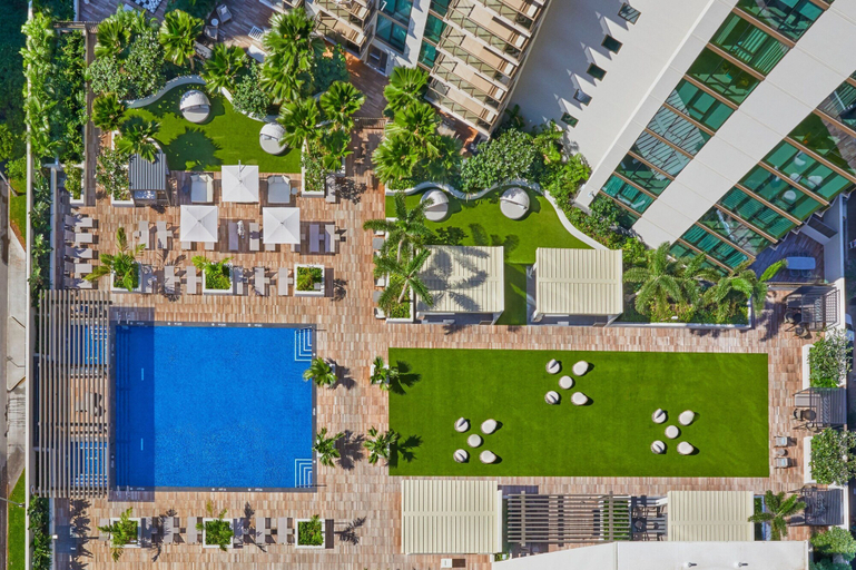 Exterior & Views 2, Renaissance Honolulu Hotel & Spa, Honolulu