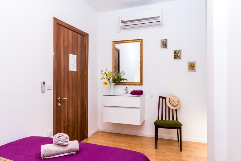 Bedroom 2, Marco Polo Party Hostel, St Julian's