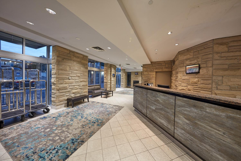 Public Area 2, The Falls Hotel & Inn, Niagara