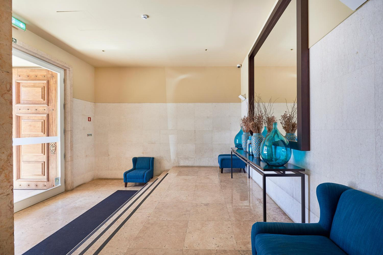 Public Area 2, Lisbon Five Stars Apartments 8 Building, Lisbon