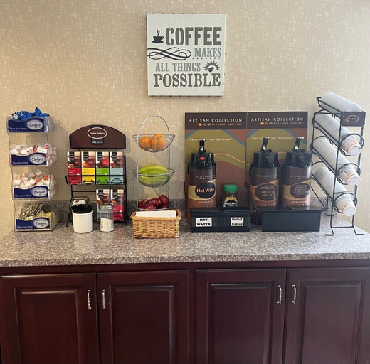 Food & Drinks 5, GrandStay Hotel & Suites Becker Big Lake, Sherburne