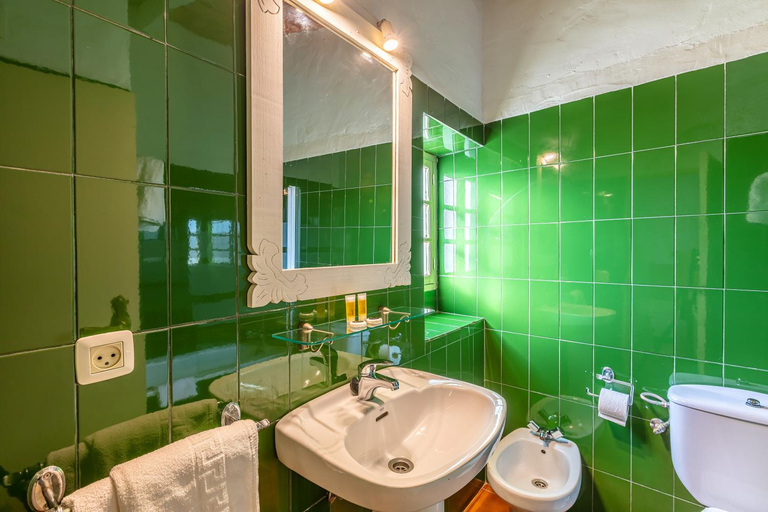 Bathroom 3, Cortijo Las Piñas, Cádiz
