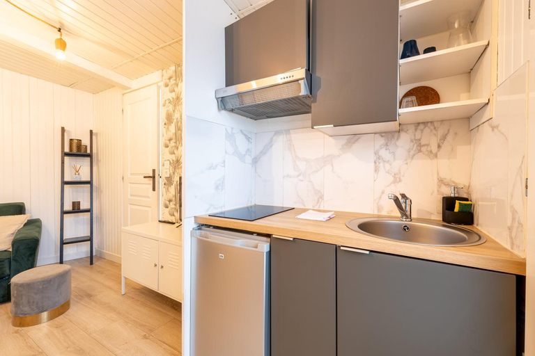 Kitchen 2, LIK APPARTS - La Courrouze Rennes, Ille-et-Vilaine