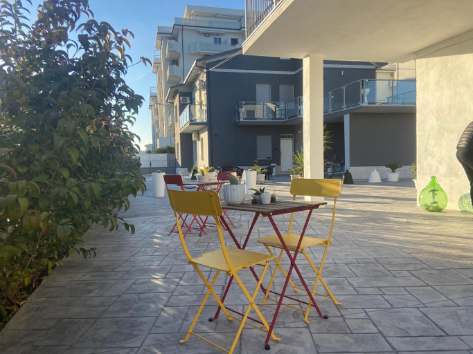 Others 4, B&B FRONTEMARE San Salvo Marina CH, Chieti