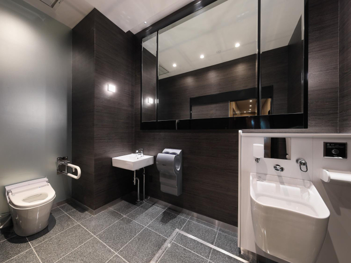 Bathroom 5, APA HOTEL Nihombashi Bakuroyokoyama Ekimae, Chūō