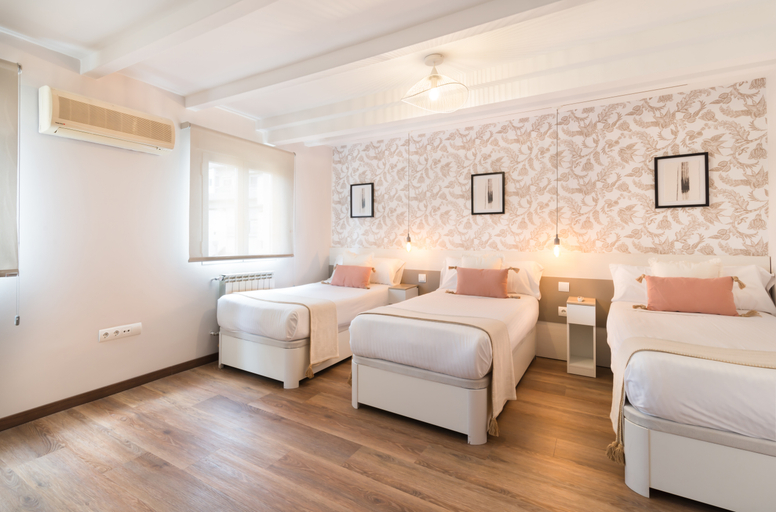 Bedroom 3, Roisa Centro, Madrid