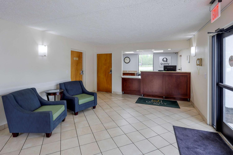 Public Area, Quality Inn - Roxboro South, Person