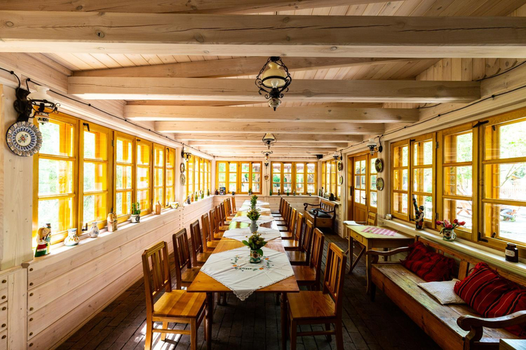 Food & Drinks 4, Oberza pod Zlotym Prosiakiem, Łowicz
